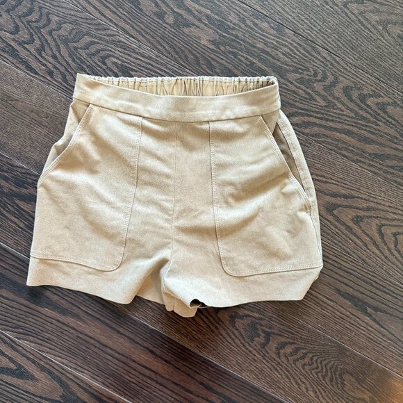 Aritzia Wilfred Suede Shorts - Picture 2 of 4